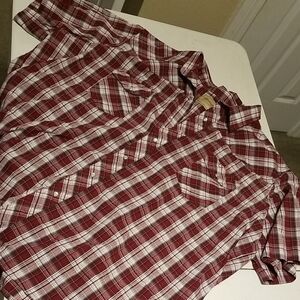 Wrangler Men's Burgundy Plaid Button Down Shirt